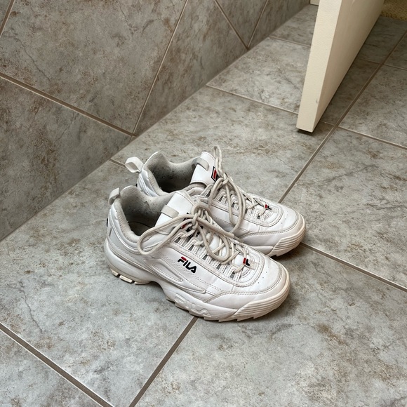 FILA sneakers size 6 - Picture 2 of 5